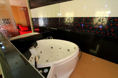 RYDZEWSKI hotelli Ełk huoneistot järvet Mazury loma Puolassa