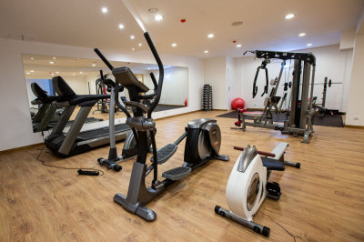 RYDZEWSKI hotelli Ełk huoneistot järvet Mazury loma Puolassa